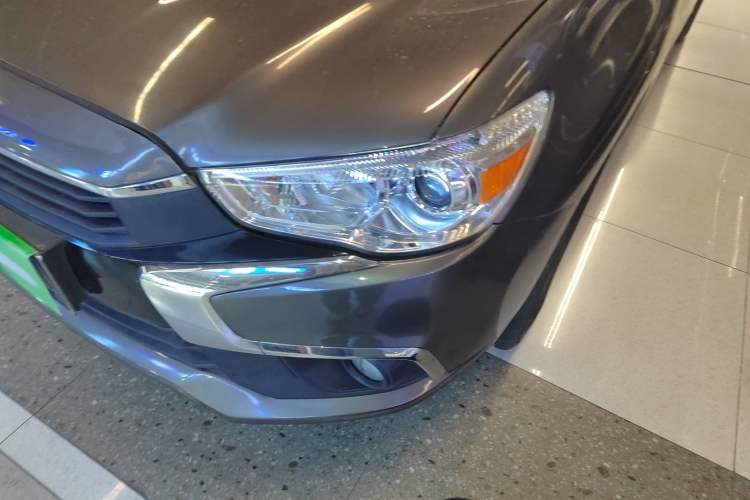 Used Mitsubishi ASX 2018 2.0L CVT Two-Wheel Drive Deluxe Edition Left Front Headlight