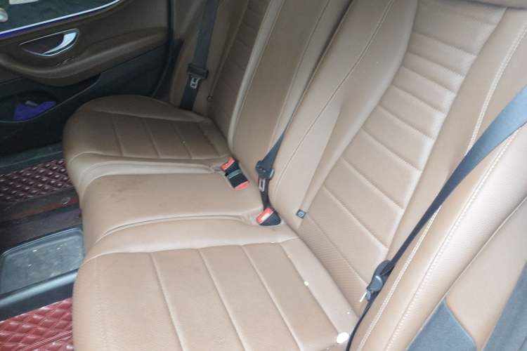 Used Mercedes-Benz E-Class 2019 E 300 L Sporty and Stylish Model Left Rear Seat