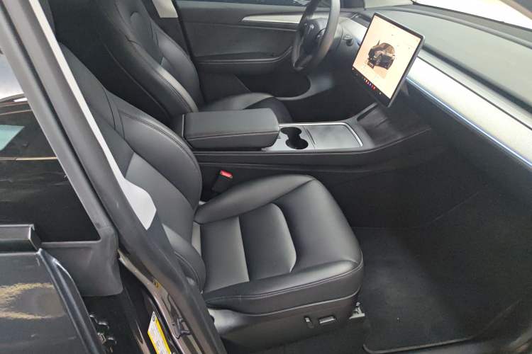 Used Tesla Model Y 2024 Rear-Wheel-Drive Version