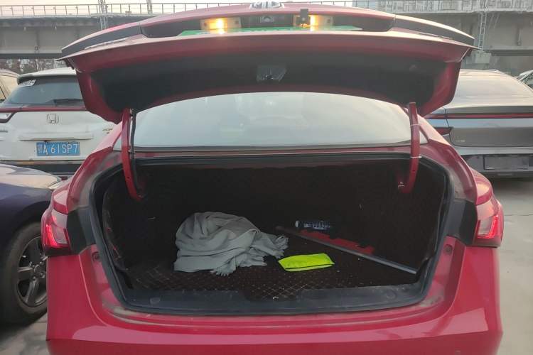 Used MG GT 2016 1.5L Automatic Value-Added Luxury Edition