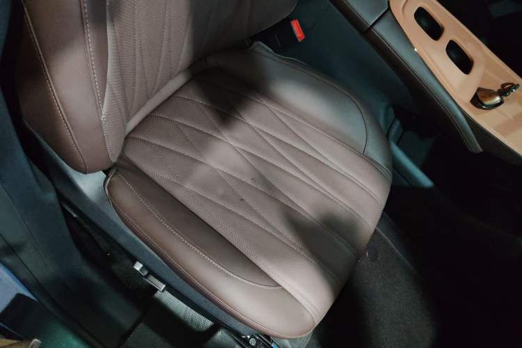 Used CHANGAN NEVO A07 2025 Range-Extended "True Fragrant" Edition 230 Premium Version Right Front Seat