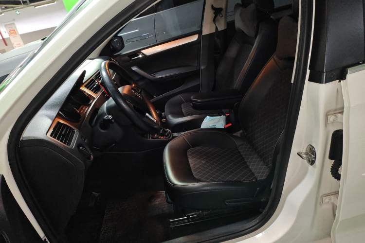 Used Skoda Rapid Spaceback 2019 Revised Version 1.5L Manual Comfort Edition China VI Standard