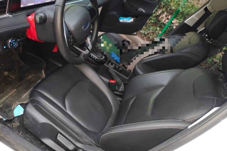 Used Ford Escort 2021 1.5L Automatic Platinum Edition
