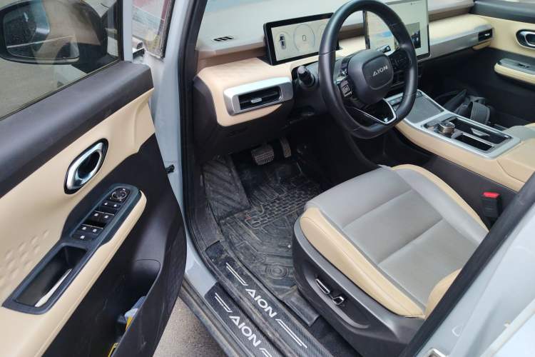 Used AION Y 2022 70 Intelligent Edition Lithium Iron Phosphate Driver Seat