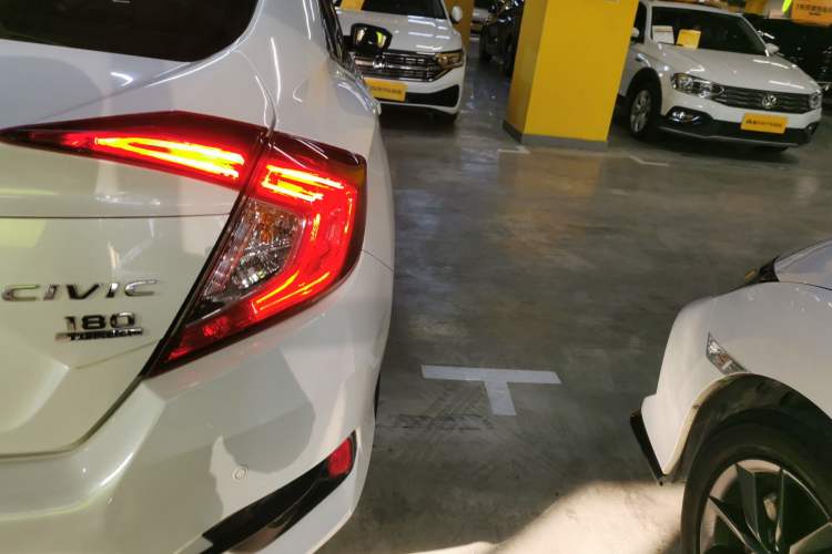 Used Honda Civic 2019 180TURBO CVT Shangyue Edition China VI Emission Standard