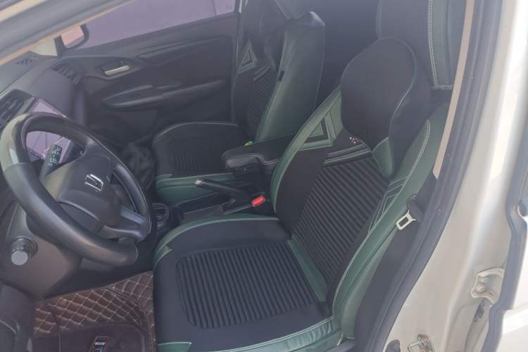 Used Honda Fit 2018 1.5L CVT Comfort Sunroof Version Left Front Seat