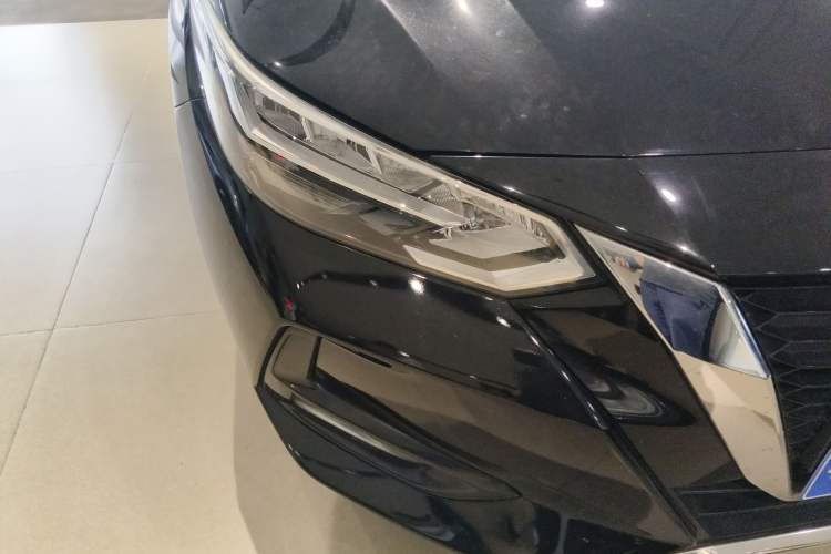 Used Nissan Sylphy 2022 1.6L XL CVT Enjoyment Edition Right Front Headlight