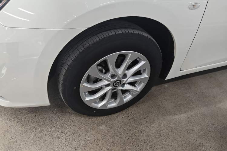 Used Nissan Sylphy 2022 Classic 1.6XE CVT Comfort Edition Left Front Wheel Hub