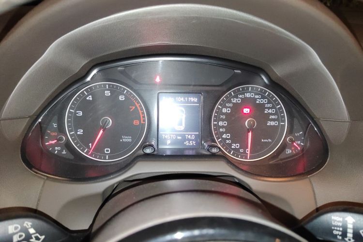 Used Volkswagen Bora 2014 1.6L Automatic Fashion Model