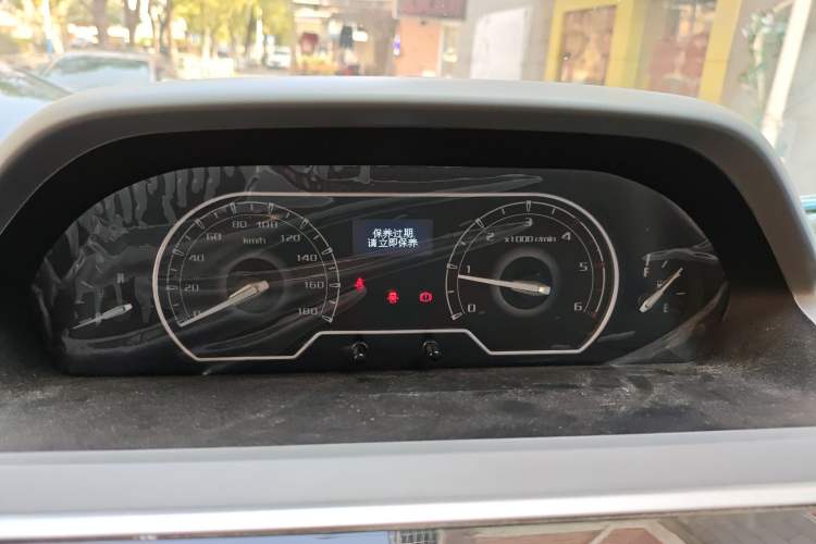 Used SAIC MAXUS Xintu V80 2023 2.0T AMT Classic Aoyuntong Short Wheelbase Ultra-Low Roof 5/6-Seater