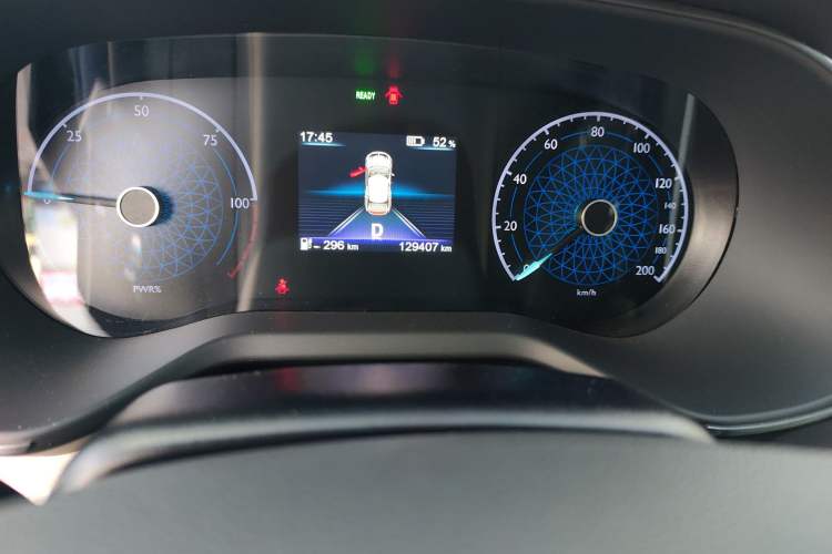 Used Hongqi E-QM5 2024 610 km PLUS
