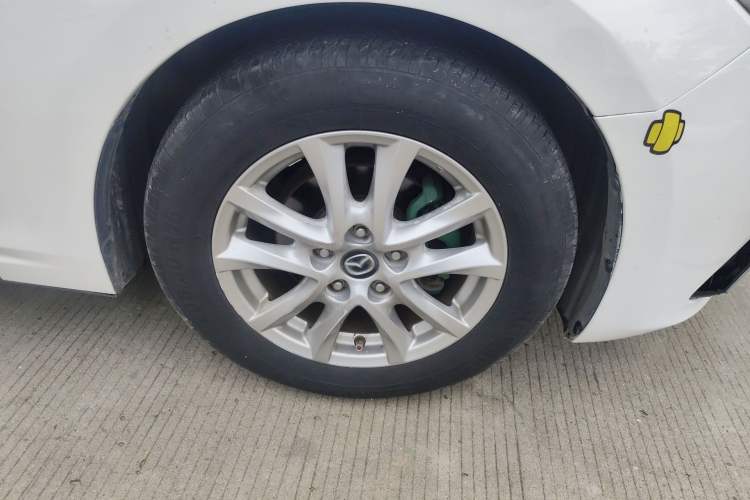 Used Mazda 3 Axela 2014 Hatchback 1.5L Automatic Luxury Model Right Front Wheel Hub