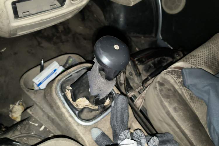 Used CHANGAN KAICHENG Ruixing M80 2014 1.5L Standard Version 4G15S
