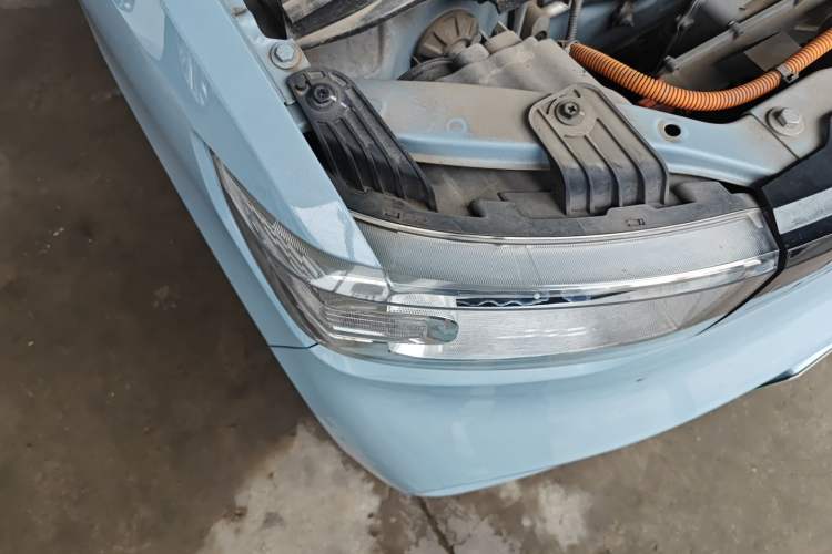 Used Wuling Hongguang MINIEV 2020 Enjoyment Model Lithium Iron Phosphate Right Front Headlight