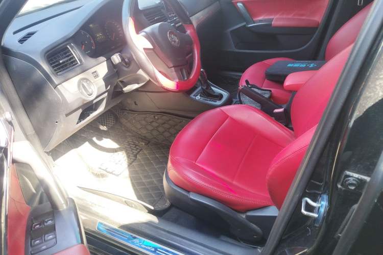 Used Volkswagen Lavida 2013 Revised Classic 1.6L Automatic Fashion Edition Left Front Seat