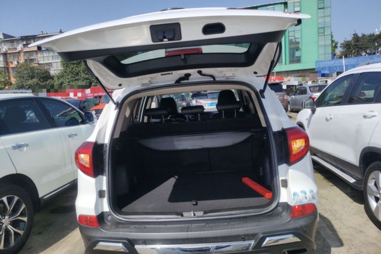 Used BYD Song 2016 Gaishi Edition 1.5TID Automatic Luxury Model Trunk