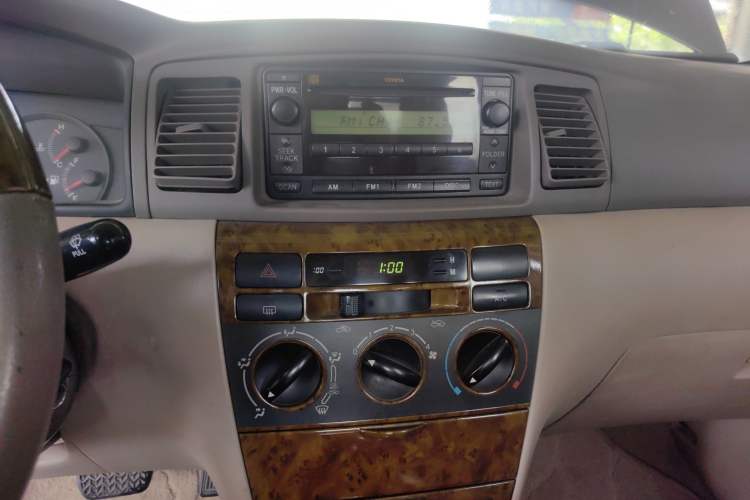 Used Toyota Corolla EX 2007 1.6L Automatic G Audio And AC Panel