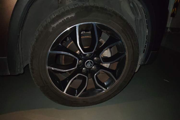 Used Skoda Kodiaq 2018 Restyled TSI330 7-Seater Two-Wheel Drive Luxury Enjoyment Edition Right Front Wheel Hub