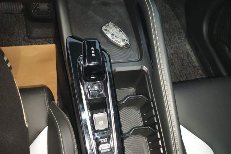 Used Geely Auto Coolray 2022 Bin Yue COOL 1.5TD DCT Ignite Edition
