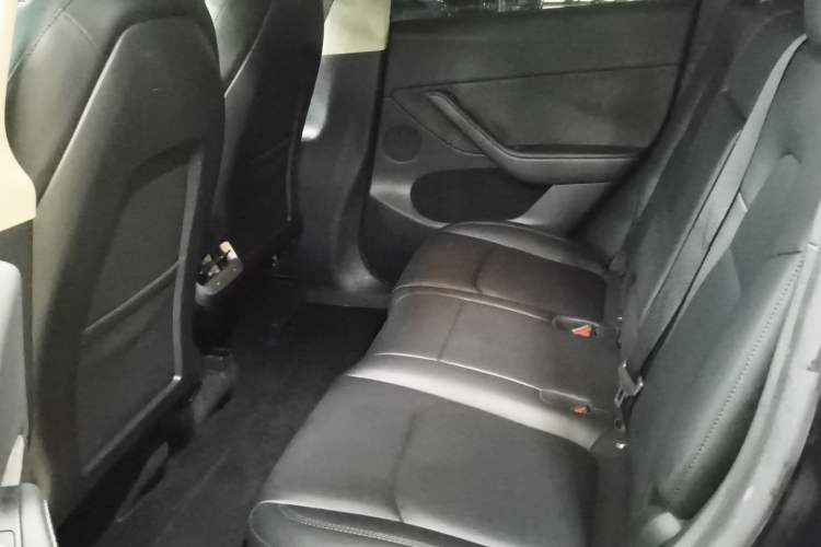 Used Tesla Model Y 2023 Rear-Wheel-Drive Version