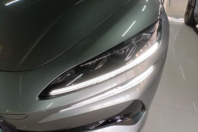 Used Denza Z9GT 2024 1100 Four-Wheel Drive Max Edition