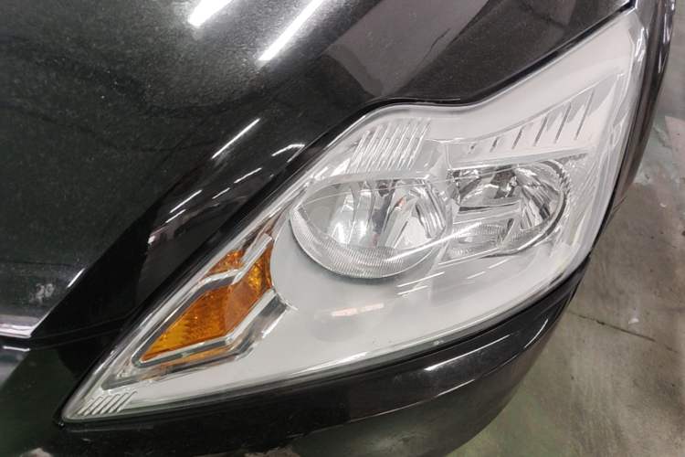 Used Ford Focus 2013 Sedan Classic 1.8L Automatic Base Model
