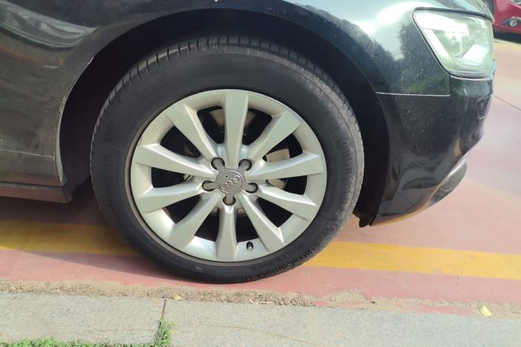 Used Audi A6L 2014 30 FSI Comfort Model
