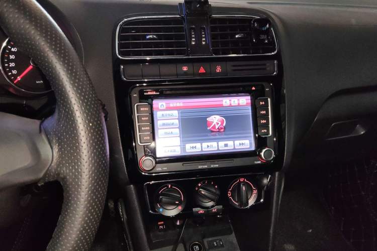 Used Volkswagen Polo 2014 1.6L Automatic 30th Anniversary Edition Audio And AC Panel