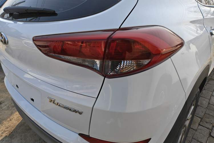 Used Hyundai Tucson 2015 1.6T Dual-Clutch Two-Wheel-Drive Smart Model