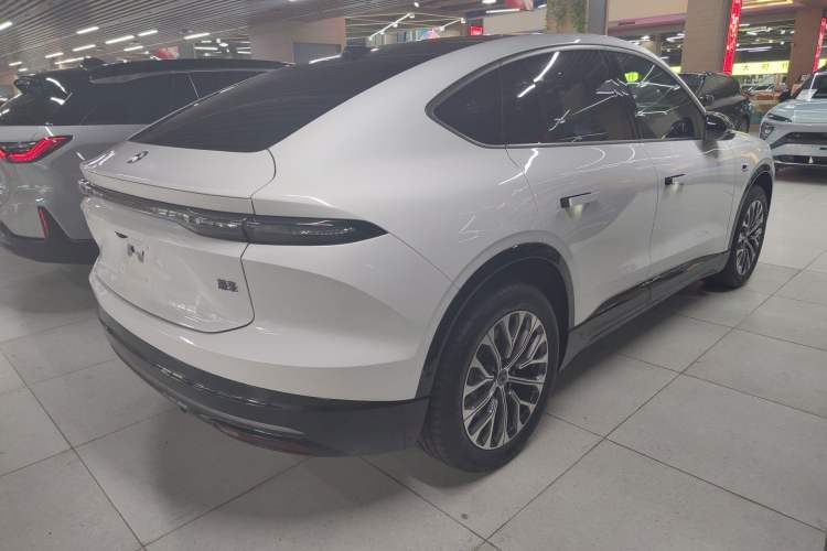 Used Nio EC6 2025 75 kWh