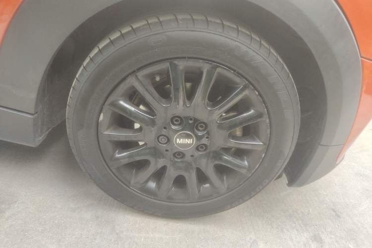 Used MINI 2019 1.5T ONE
