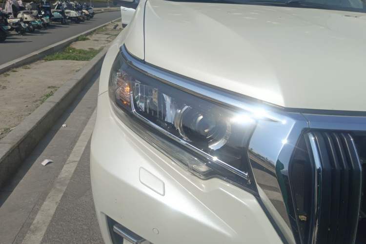 Used Toyota Prado 2018 3.5L Automatic TX-L with Rear-Mounted Spare Tire