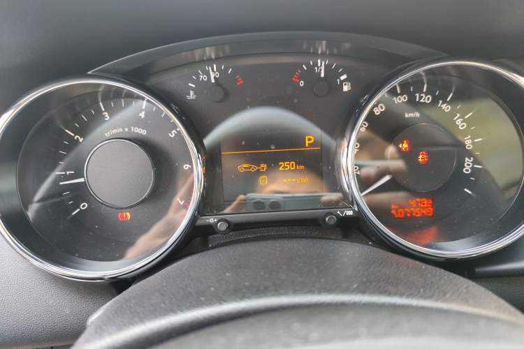 Used Peugeot 3008 2013 2.0L Automatic Trend Edition
