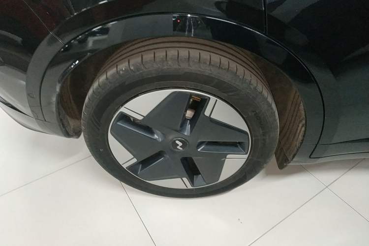 Used ONVO L60 2024 60 kWh Rear-Drive Version
