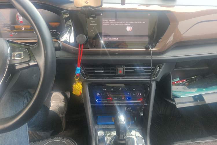 Used Volkswagen Tharu 2022 280TSI Two-Wheel Drive Comfort Edition