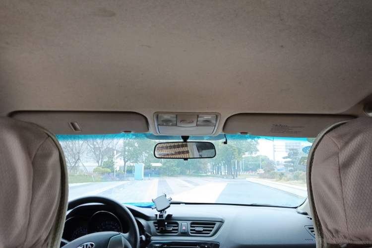 Used Kia K2 2015 Sedan 1.4L Automatic GLS