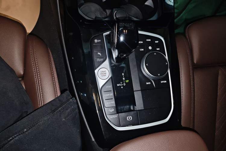 Used BMW X3 2023 xDrive25i M Sport Package Gear Lever