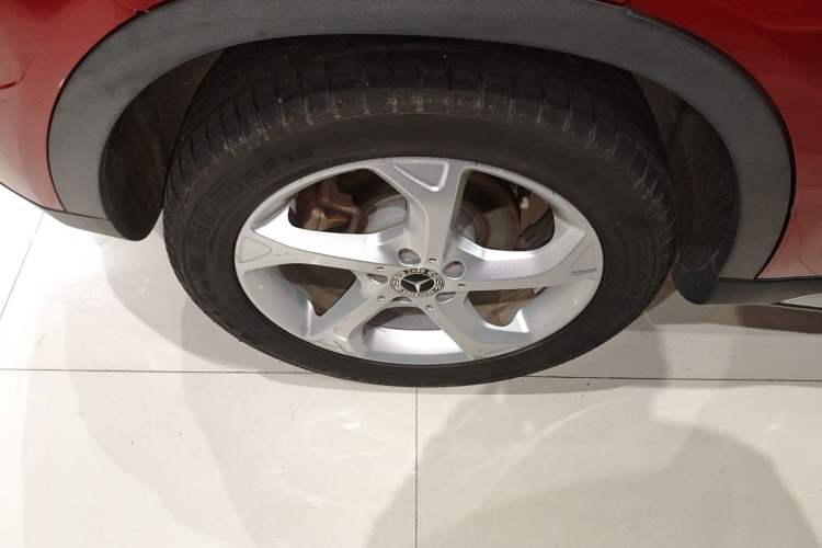 Used Mercedes-Benz GLA 2017 GLA 200 Sport Edition Right Rear Wheel Hub