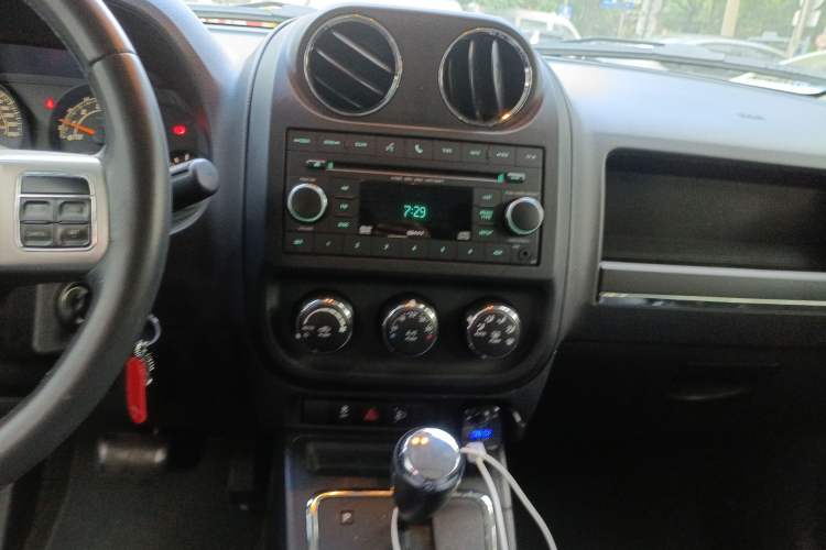 Used Jeep Patriot 2014 2.4L Sport Edition