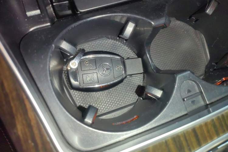 Used Mercedes-Benz GLC 2018 GLC 260 4MATIC Luxury Model
