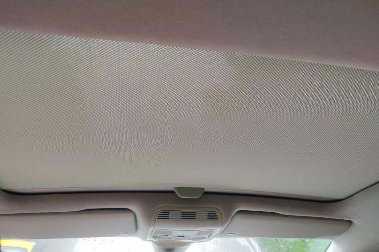 Used Volkswagen FAW-Volkswagen CC 2012 1.8TSI Luxury Model Headliner