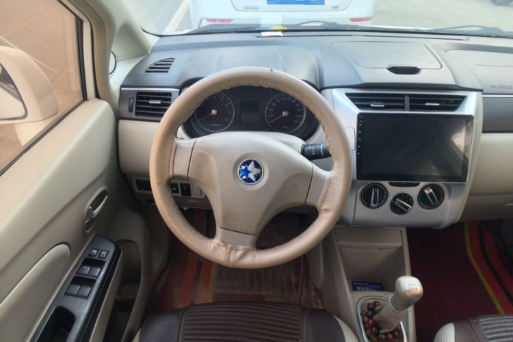 Used Venucia D50 2016 1.6L Manual Elite Edition
