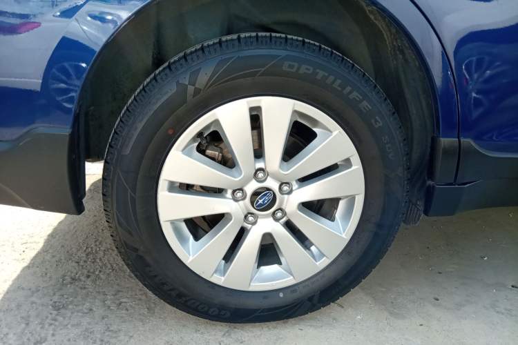 Used Subaru Outback 2017 2.5i Luxury Navigation Edition with EyeSight
