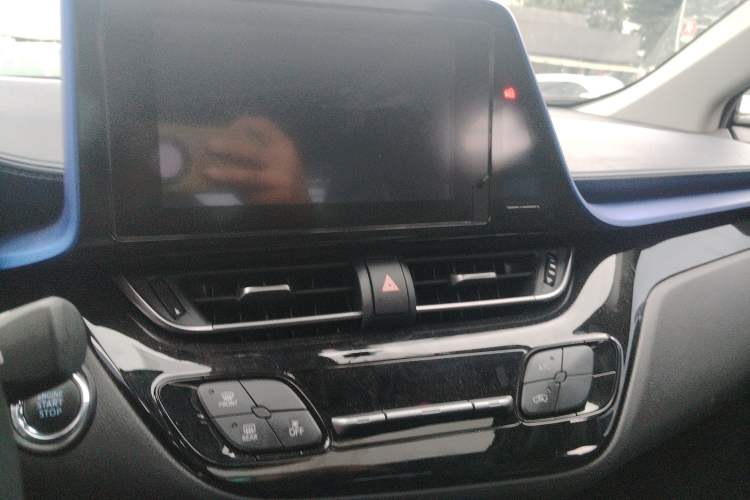 Used Toyota C-HR 2022 2.0L Leading Edition