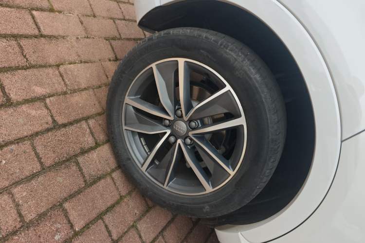 Used Audi Q3 2018 30 TFSI Fashion Edition Collector's Version Right Rear Wheel Hub
