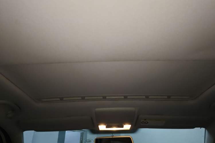 Used Volkswagen Lavida 2015 1.6L Automatic Comfort Edition