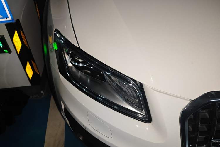 Used Audi Q5 2017 Plus 40 TFSI Technology Model
