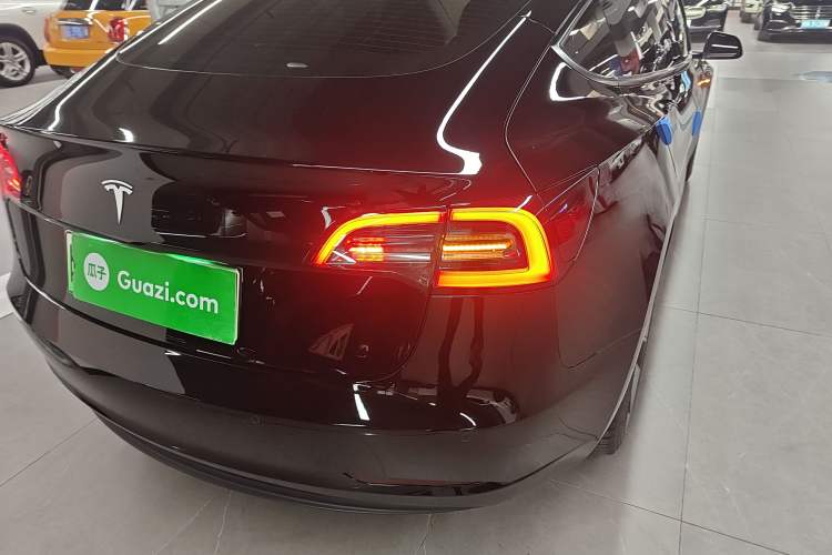 Used Tesla Model 3 2022 Rear-Wheel-Drive Version Right Rear Taillight