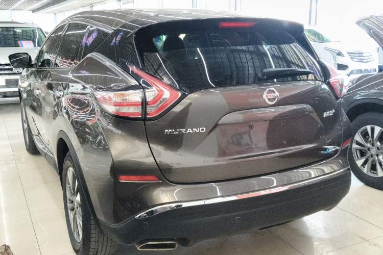 Used Nissan Murano 2019 2.5L XL Two-Wheel Drive Smart Connect Luxury Edition China VI Standard