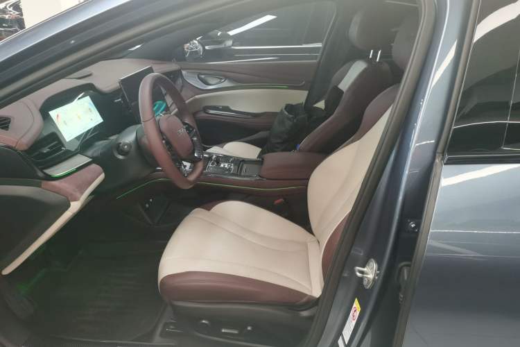 Used BYD Seal 2024 HONOR Edition DM-i 1.5L 121km Prestige Model